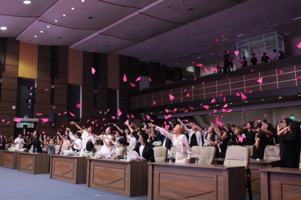 Let’s On Air Award 2024: Khi Những Tâm Tư Trong Tình Yêu Chưa Ngỏ Được Bày Tỏ Qua Các Tác Phẩm Nghệ Thuật